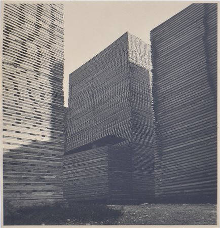 Erich Pattis Holzstapel;Fotografie, 18,5 x 17,5 cm Catasta di legna...