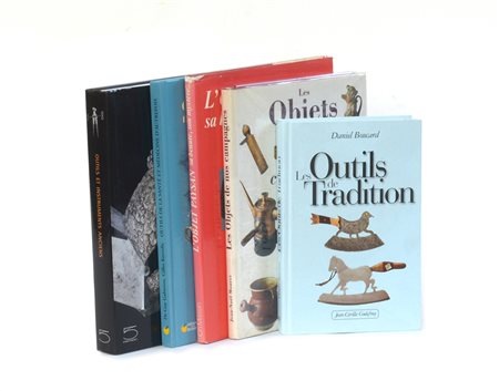 Lotto composto da cinque libri in francese antichi utensili-ENFive french...
