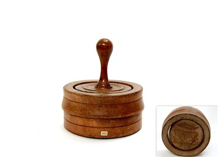 Stampo da burro con guida e manico in legno-ENA wooden butter stamp