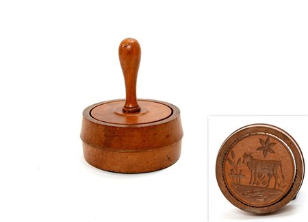 Stampo burro rotondo con guida in legno-ENA wooden butter stamp