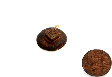 Stampo da pane tondo in legno (difetti)-ENA wooden bread stamp. Defects