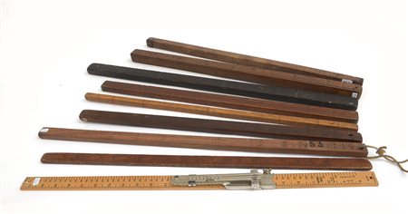 Lotto composto da nove misure in legno-ENNine wooden measures