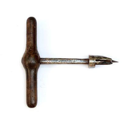 Fresa a tazza in ferro-ENAn iron hole cutter