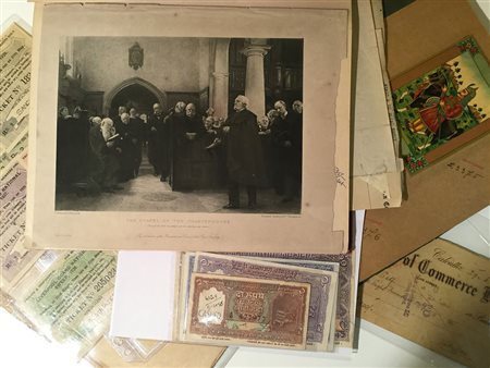 Lotto composto da svariati documenti di provenienza indiana, per lo più del...