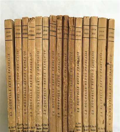 Lotto composto da 15 numeri de "La Nouvelle Revue Francaise" (1920-38),...