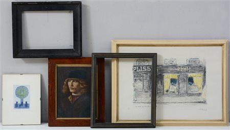 Lotto composto da due cornici e tre riproduzioni, misure diverse (difetti)