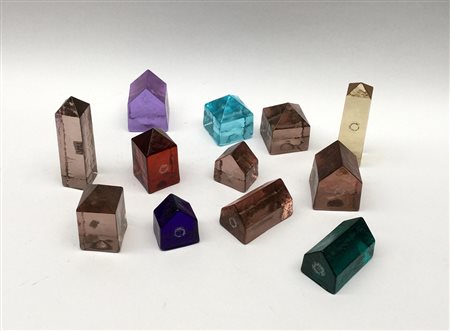 Vincenzo Nason Scatola contenente dodici vetri prismatici a forma di casetta...