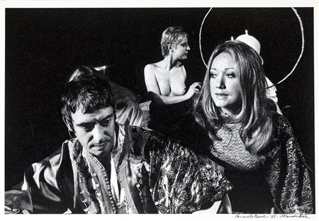 Claudio Abate CARMELO BENE Fotografia, cm 42x61. Opera eseguita nel 1965....