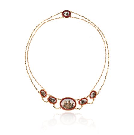 COLLANA IN ORO GIALLO E MICROMOSAICI, FINE SEC. XIX a due file di catena a...