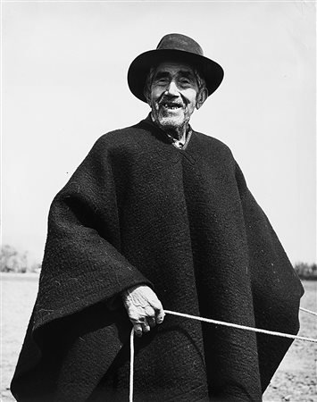 Leo Matiz (1917 - 1998) Contadino cileno, anni 1950 Stampa vintage alla...