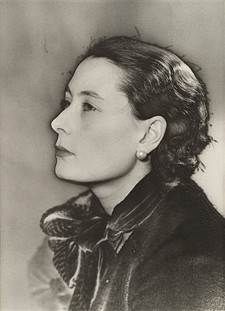 Man Ray (1890 - 1976) Femme, dal portfolio 'Femmes', 1981 Stampa successiva...