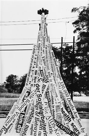 Annette Lemieux (1957) Scarehead, 1992-1993 Stampa vintage alla gelatina ai...