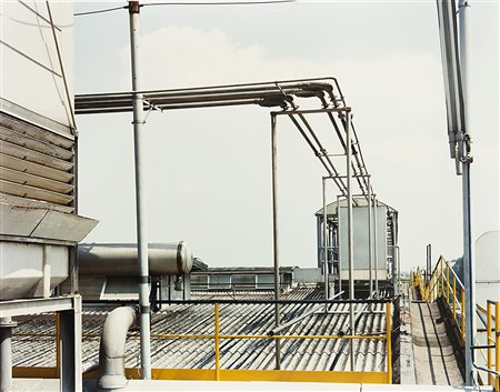 Vincenzo Castella (1952) Indena, anni 1995 Vintage C-print cm 30 x 40 (cm...