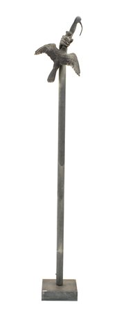 VALERIANO TRUBBIANIMacerata, 1937 Stato d’assedio Scultura in bronzo, h. 235 cm