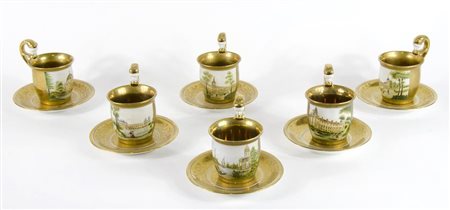 Serie di 6 tazze con piattini in porcellana dorata e decorate con vedute al...
