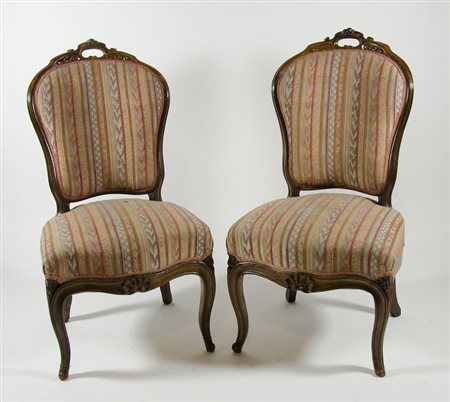 Coppia di sedie dell'800.