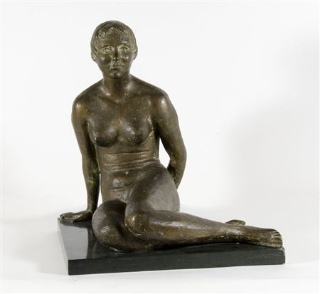 Rosetta Calligaris Attiva a Trieste nel '900 "Ragazza seduta" h. tot cm. 46 -...