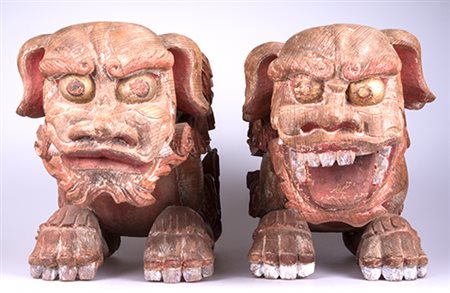 Corea Coppia di cani di Fò, XX secolo Legno, tracce di policromia...