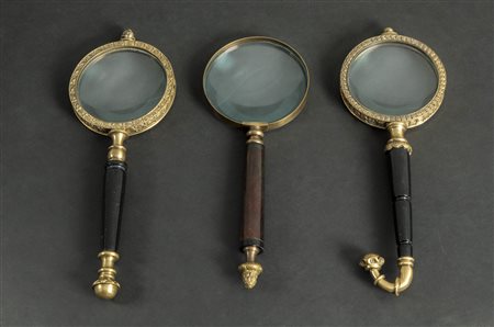 MANIFATTURA DEL XIX SECOLO Gruppo di tre lenti in ottone. . Cm 27,00.