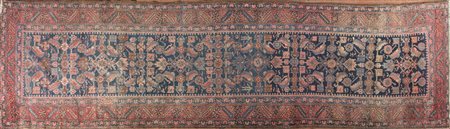 MALAYER Tappeto, Persia. Epoca 1900 ca. . Cm 110,00 x 398,00.