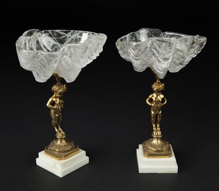 MANIFATTURA DEL XX SECOLO Due alzate a forma di conchiglia in cristallo di...