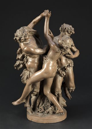 MANIFATTURA FRANCESE DEL XIX SECOLO Ninfe con satiro. scultura in terracotta....