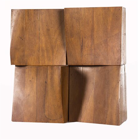 JIRO SUGAWARA 1941 Senza titolo Scultura in legno, 4 elementi, cm. 26 x 26 x...