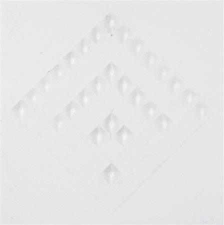 GIORGIO VILLA 1933 Senza titolo, 1982 Pittura su tela tamburata, cm. 30 x 30...