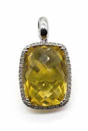 Parure composta da ciondolo in oro bianco, gr. 2,40, con diamanti del peso...