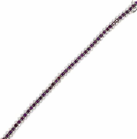 Bracciale in oro bianco con rubini birmani del peso complessivo di ct. 3,50 e...