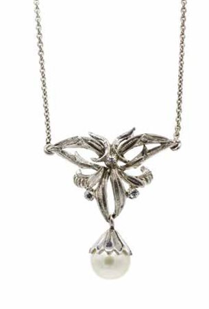 Pendente con collanina in oro bianco, gr. 4,9, con perla Thaiti e diamanti...