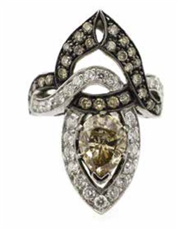 Parure composta da collier in oro bianco, gr. 61,4 con diamanti taglio...