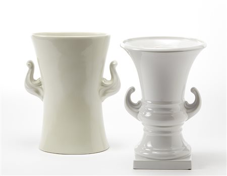 Antonia Campi (Sondrio 1921)Due vasi in terraglia smaltata in bianco sotto...