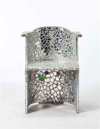 D. Zanella Poltroncina con struttura in multistrato rivestita con cocci di...