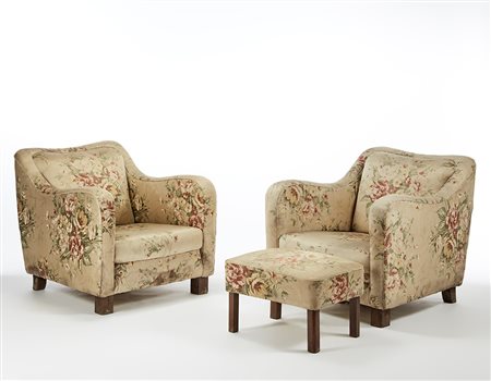 Melchiorre Bega (Crevalcore 1898 - Milano 1976)Coppia di poltrone imbottite...