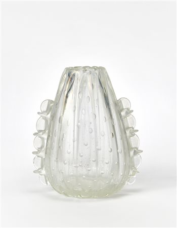 Barovier & Toso (Attribuito)Vaso a morise in vetro incolore costolato con...