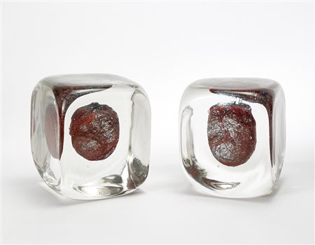 Toni Zuccheri (Venezia 1937 - 2008)Due sculture fermalibri della serie...