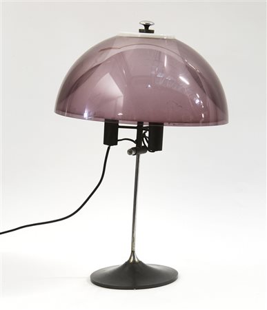 Stilux (Attribuito)Lampada da tavolo. Italia, 1965ca. Struttura in fusione di...