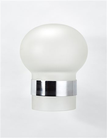 Fontana Arte Applique modello "2404". Milano, 1970ca. Metallo cromato e vetro...