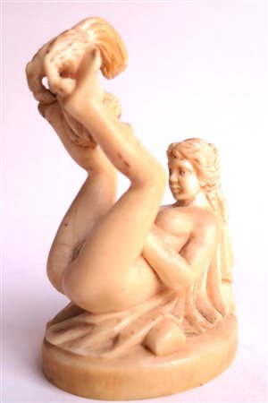 STATUA In avorio "Scena erotica" - cm 8 x 5.5 - sec XIX - Francia