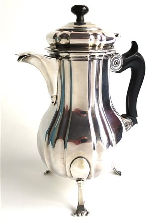 CAFFETTIERA Caffettiera in argento eseguita a Lille 1753/1755 - Sebastian...