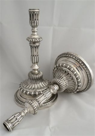 COPPI DI CANDELIERI in argento. Genova fine XVIII sec. H. 26