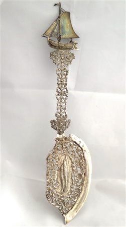 POSATA In argento lung. cm 42 g 280 Olanda XIX sec.