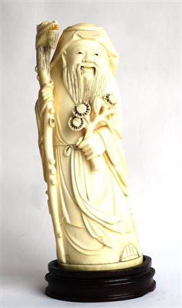 SCULTURA Scultura in avorio "santone" H: cm 17 Cina