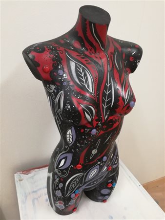 LA PUPAZZA Busto dipinto "occhi" altezza cm 83