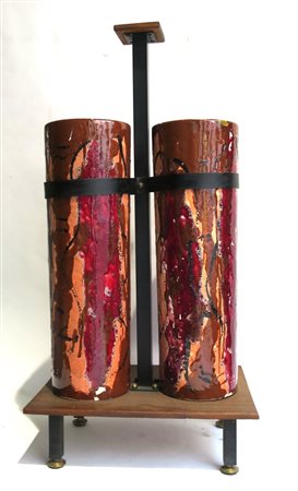 PORTA OMBRELLI in terra cotta smaltata a motivi informali base legno ferro e...