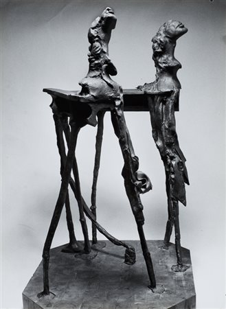 UGO MULAS (1928-1973)Senza TitoloFotografia in bianco e nerocm 40x30Timbro...