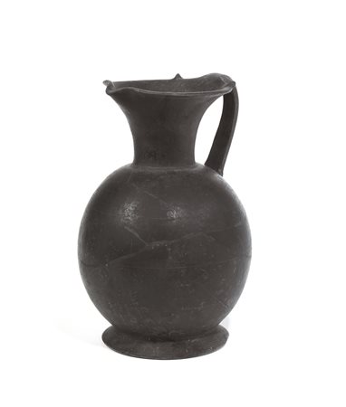 GRANDE OINOCHOE IN BUCCHERO Tipo Rasmussen 1979, 3a DATAZIONE: fine VII sec....