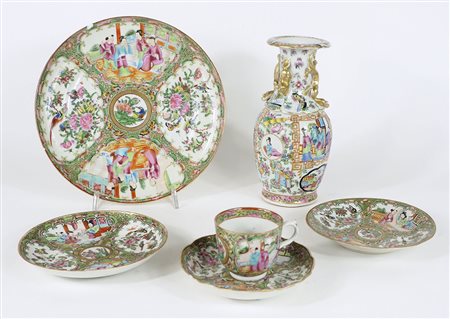 Canton: lotto di vari oggetti in porcellana policroma tra cui piatti e...