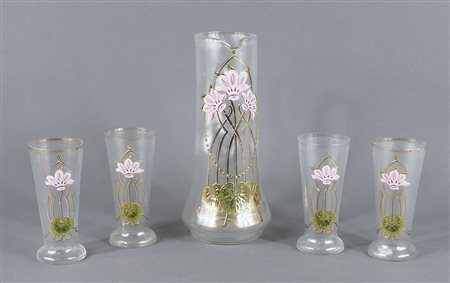 Lotto in vetro trasparente con pitture policrome a motivi floreali composto...